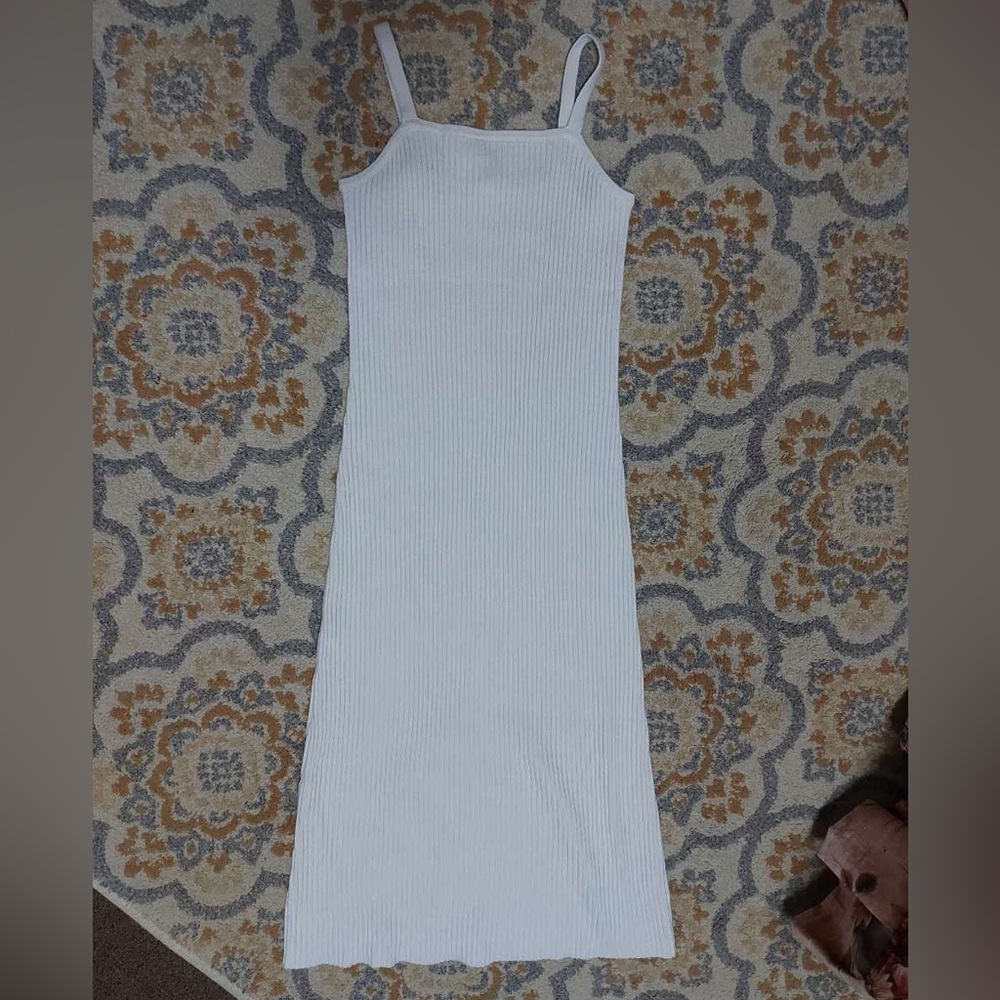 Light beige ribbed knit midi dress